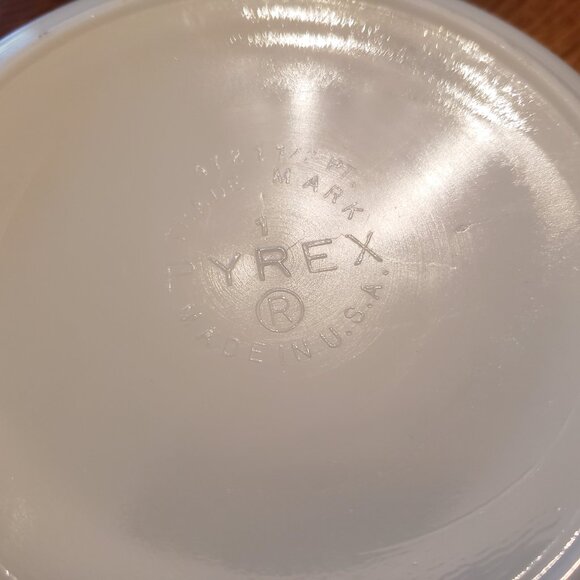 2 x Pyrex Butterprint Casserole 471 & 472 NO LIDS - Picture 3 of 12